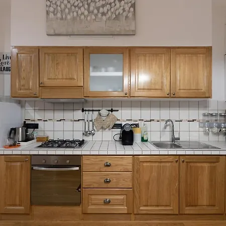 Piazza Oberdan-carducci Elegant Apartman