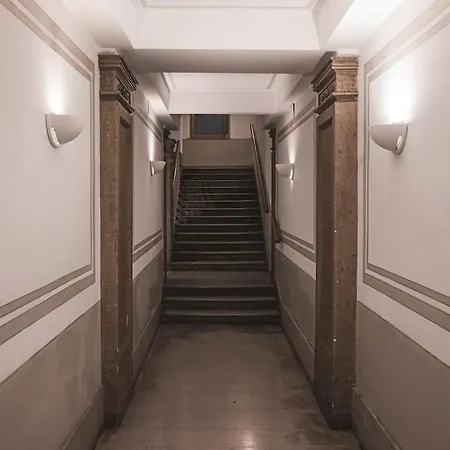 Apartment Piazza Oberdan-carducci Elegant Trieste