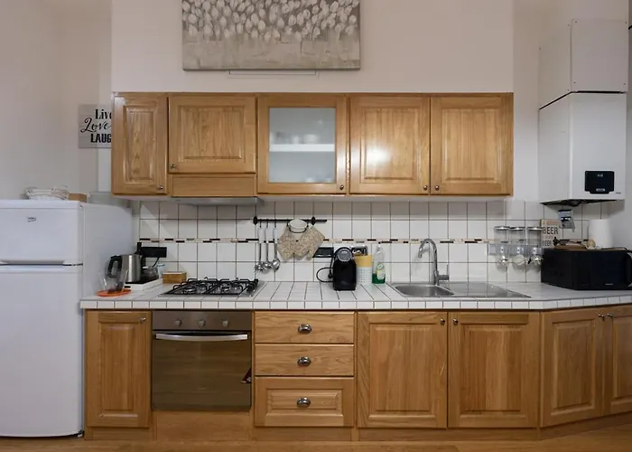 Piazza Oberdan-carducci Elegant Apartment