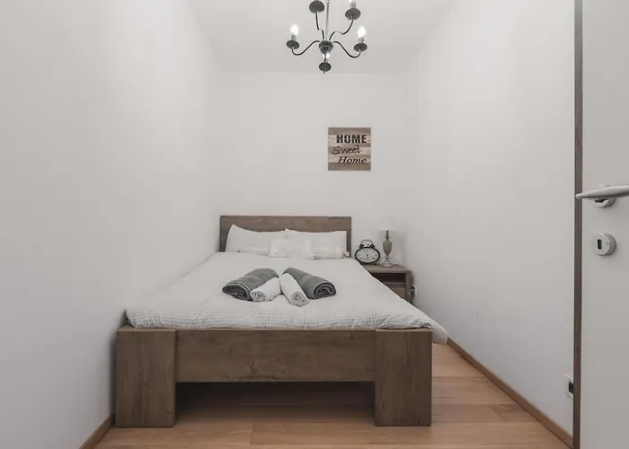 Piazza Oberdan-carducci Elegant Apartment *