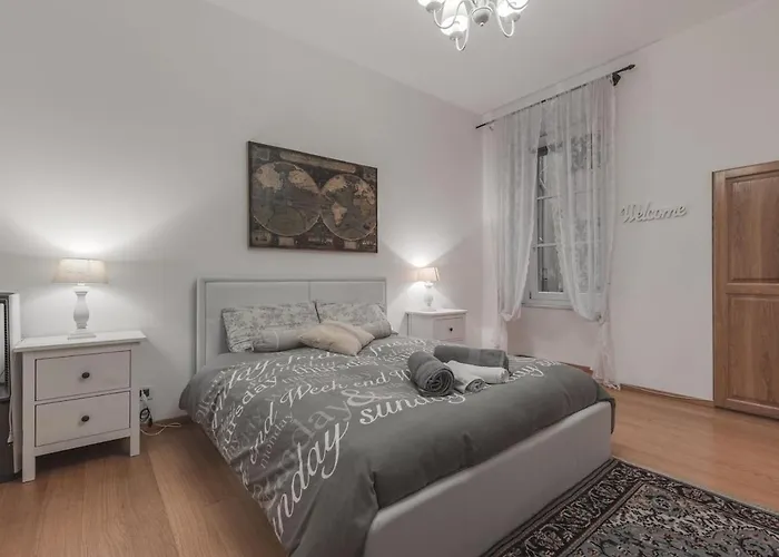 Piazza Oberdan-carducci Elegant